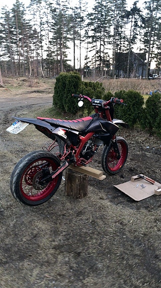 Yamaha DT 50 2 of 10