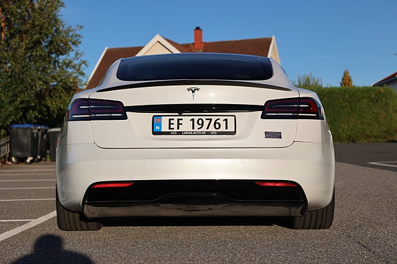 Tesla Model S 14 of 30
