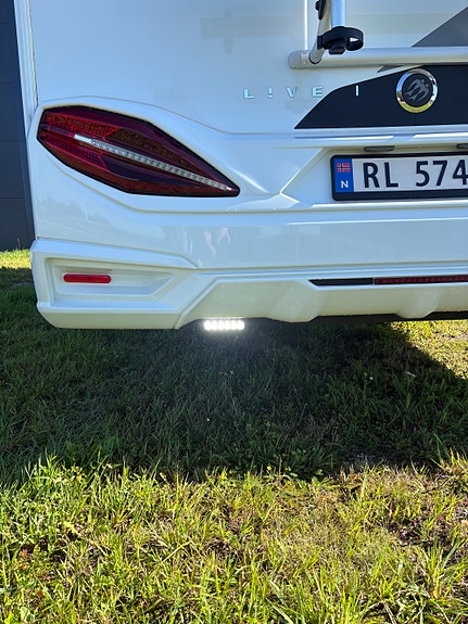Knaus R12 LIVE 1 700 MEG 15 of 30