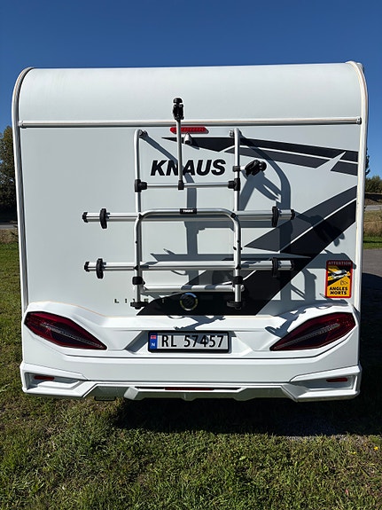 Knaus R12 LIVE 1 700 MEG 6 of 30