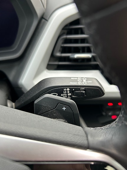 Audi Q4 e-tron 10 of 16