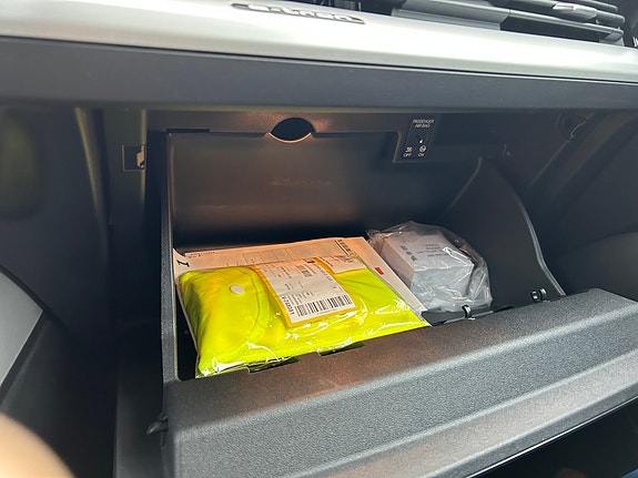 Audi Q4 e-tron 16 of 16