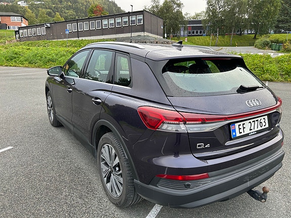 Audi Q4 e-tron 4 of 16