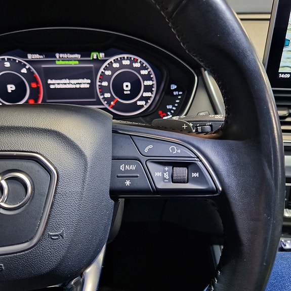 Audi Q5 7 of 17