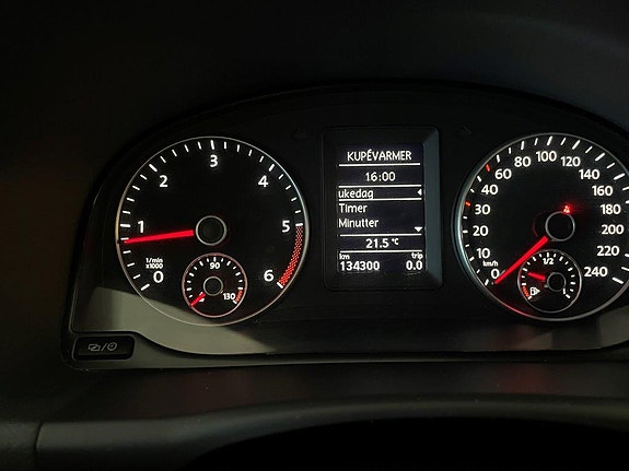 Volkswagen Touran 25 of 30