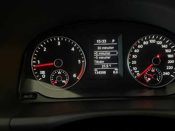 Volkswagen Touran 26 of 30