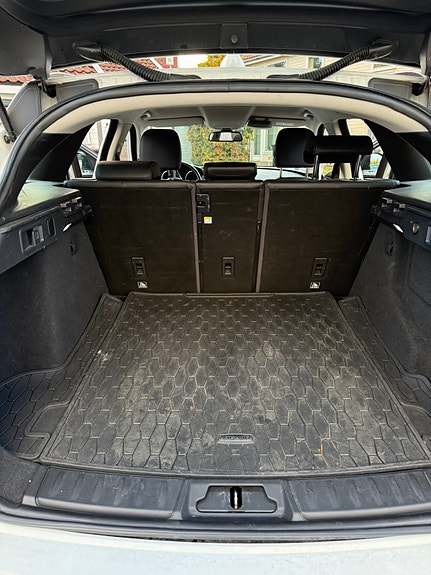 Jaguar F-PACE 13 of 25