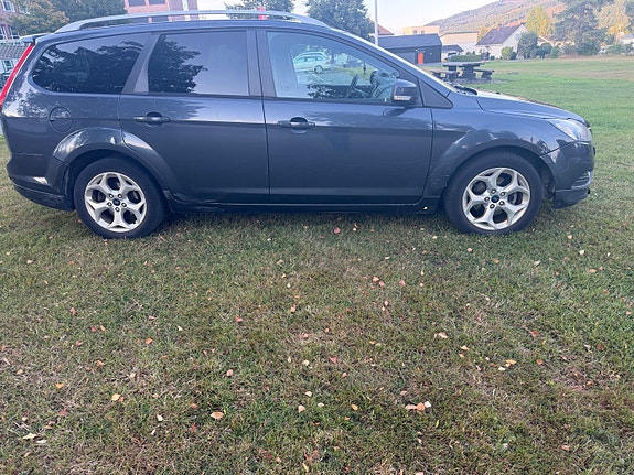Ford Focus 4 of 11