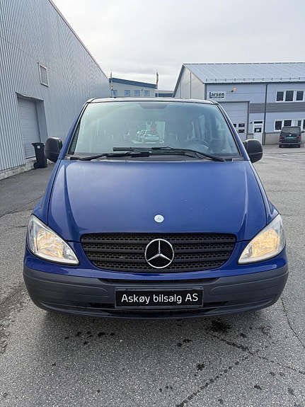 Mercedes-Benz Vito 111 2 of 30