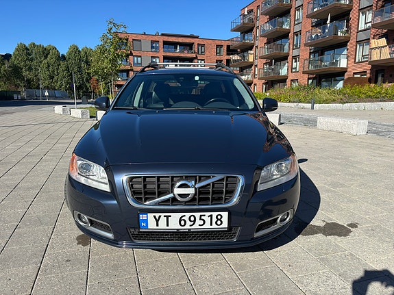 Volvo V70 6 of 24