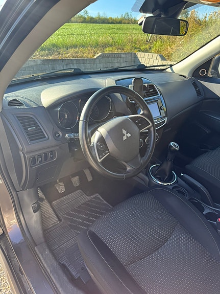 Mitsubishi ASX 13 of 22