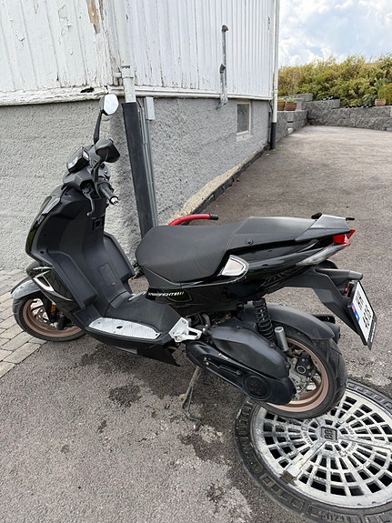 Peugeot Speedfight 3 of 6