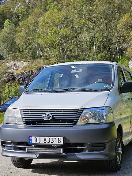Toyota HiAce 5 of 30