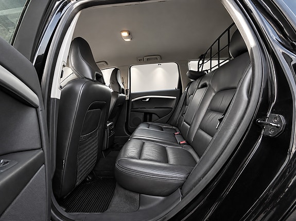 Volvo XC70 11 of 12
