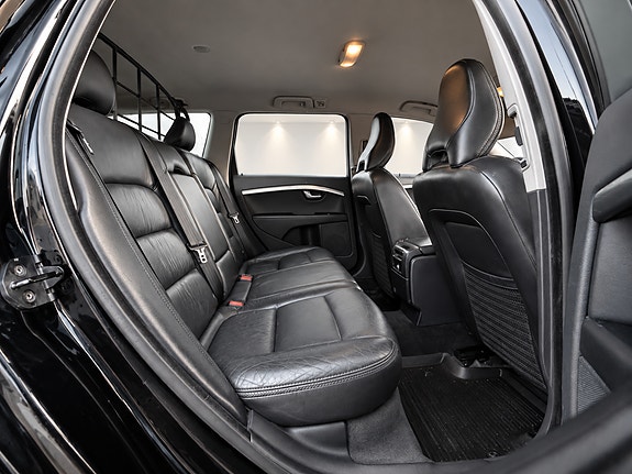 Volvo XC70 10 of 12