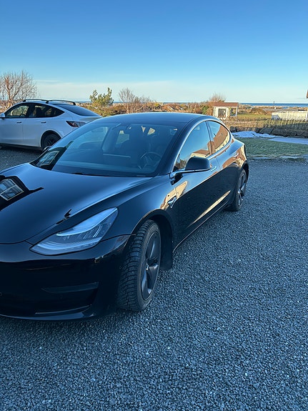 Tesla Model 3 2 of 12
