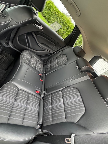 Mercedes-Benz B180 8 of 10