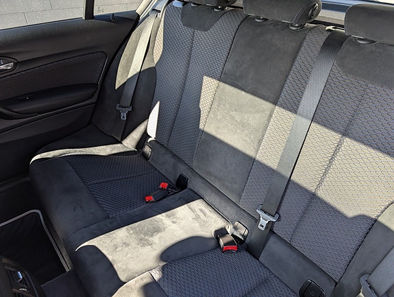 BMW 116d 18 of 24