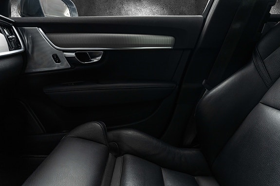 Volvo V90 14 of 30