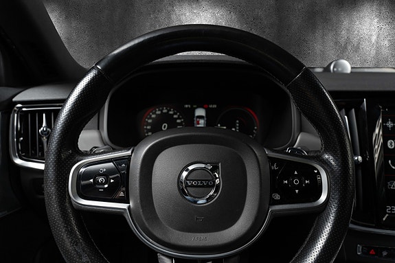 Volvo V90 12 of 30