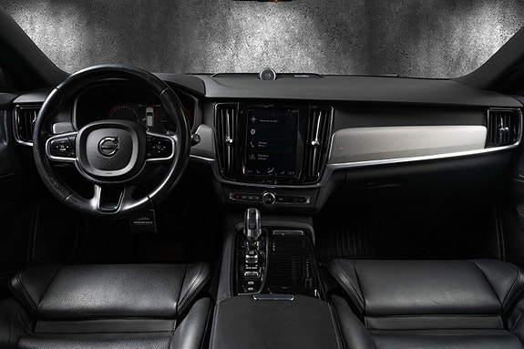Volvo V90 28 of 30