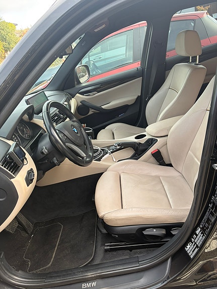 BMW X1 8 of 12