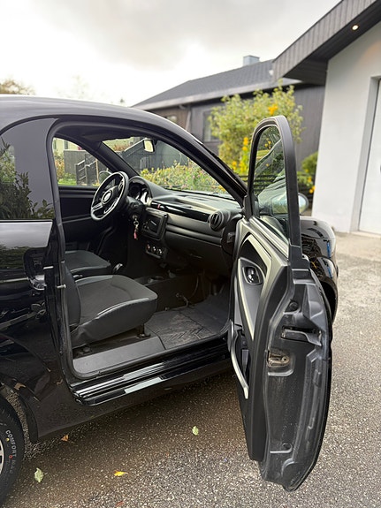 Microcar DUE6 Must 10 of 18