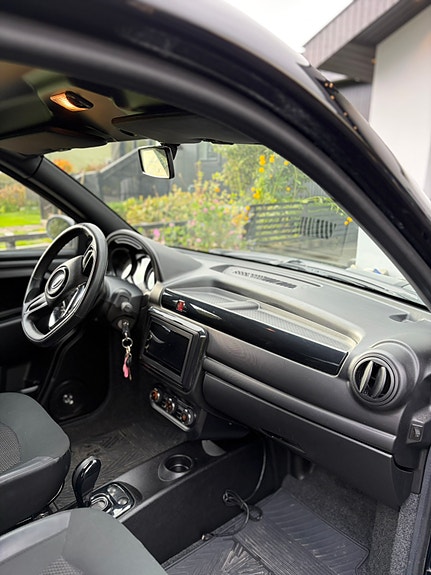 Microcar DUE6 Must 7 of 18