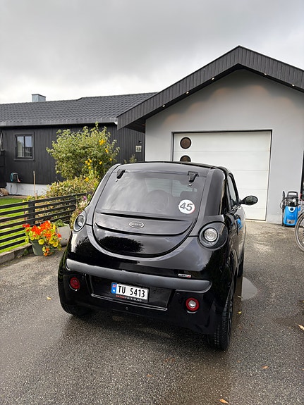 Microcar DUE6 Must 18 of 18