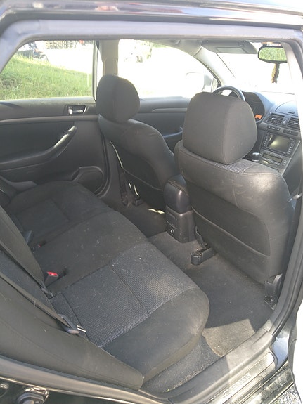 Toyota Avensis 6 of 7