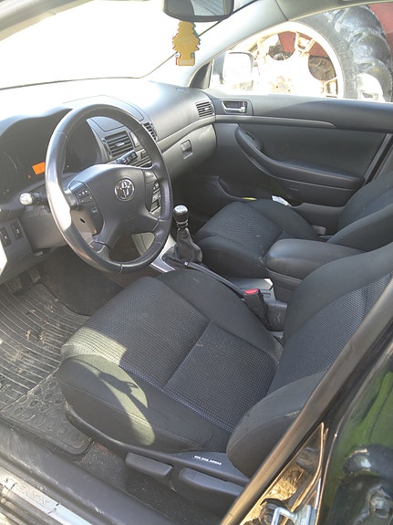 Toyota Avensis 5 of 7