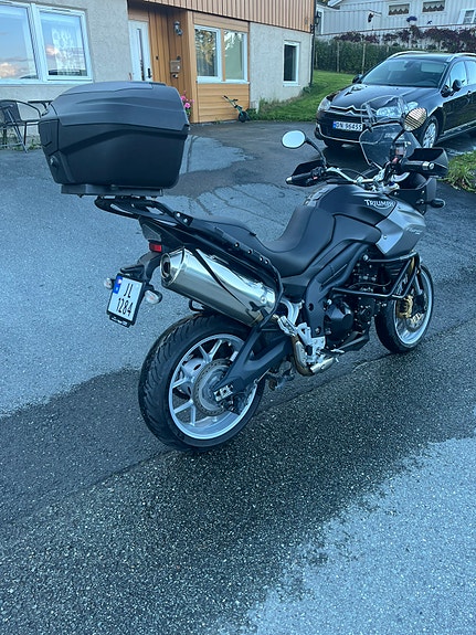 Triumph Tiger 1050 4 of 30