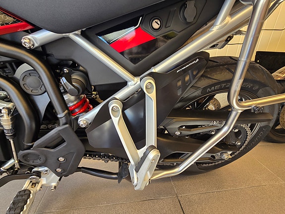 Triumph Tiger 900 GT Pro 15 of 24