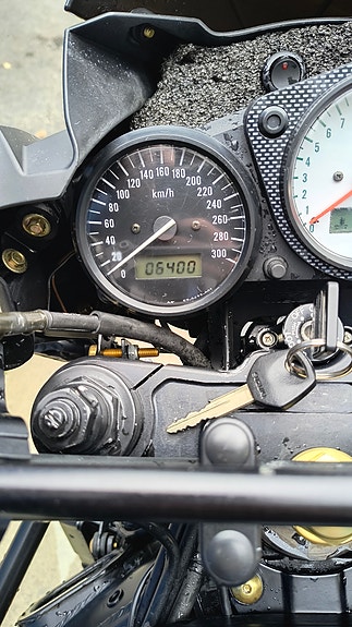 Suzuki GSX-R 750 12 of 12