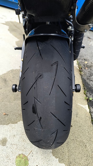 Suzuki GSX-R 750 10 of 12