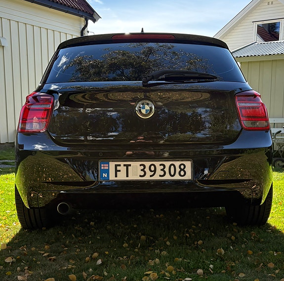 BMW 116d 3 of 18