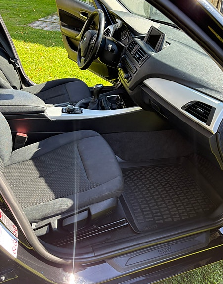 BMW 116d 8 of 18
