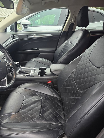 Ford Mondeo 8 of 12