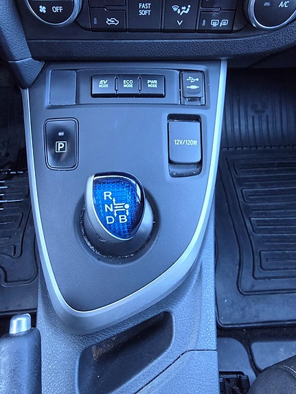 Toyota Auris 22 of 30