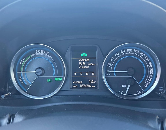 Toyota Auris 30 of 30