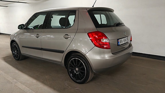 Skoda Fabia 4 of 17