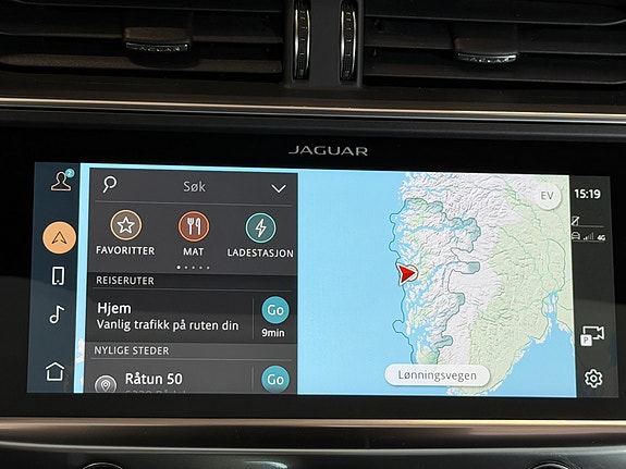 Jaguar I-PACE 13 of 26