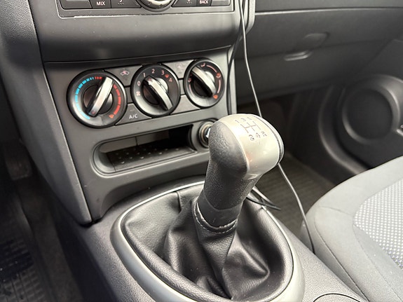 Nissan Qashqai 26 of 30