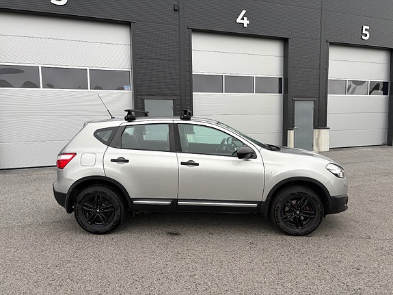 Nissan Qashqai 2 of 30