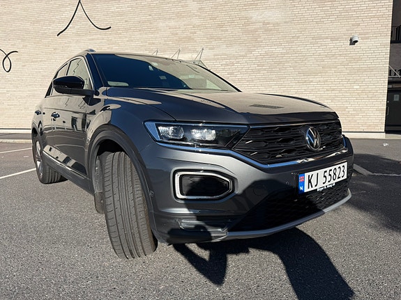 Volkswagen T-Roc 7 of 24