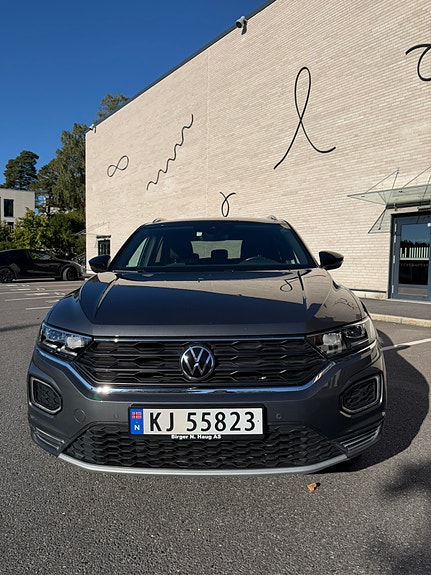 Volkswagen T-Roc 4 of 24
