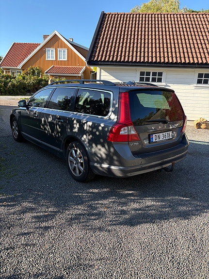 Volvo V70 4 of 9
