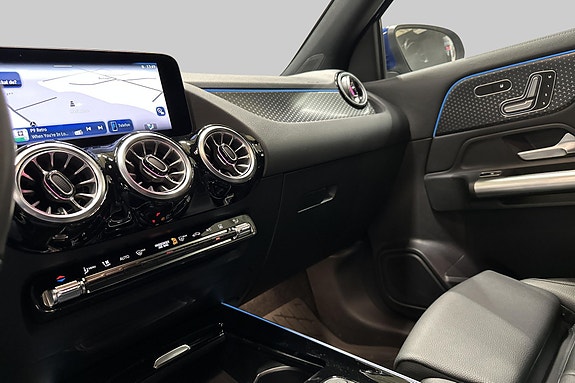 Mercedes-Benz EQA250 18 of 18