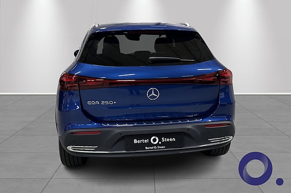 Mercedes-Benz EQA250 4 of 18