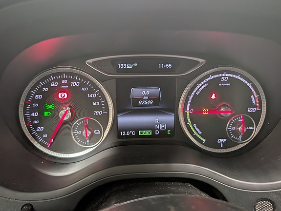 Mercedes-Benz B-Electric 10 of 13